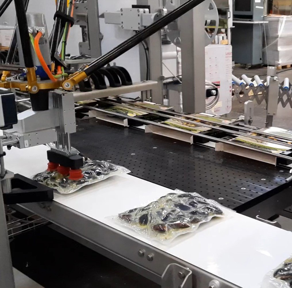 ETUYEUSE POISSONNERIE MG TECH