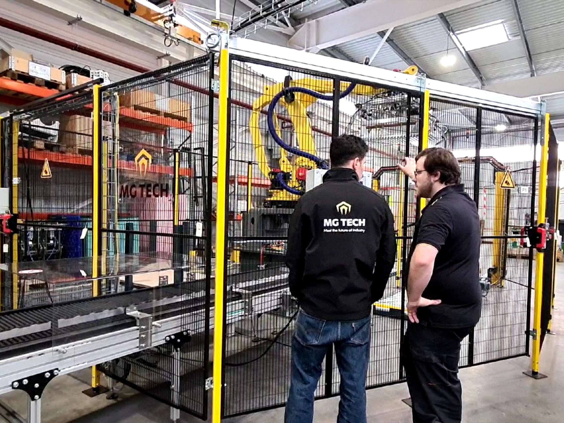 MG Tech PL-R100 robotic palletizer